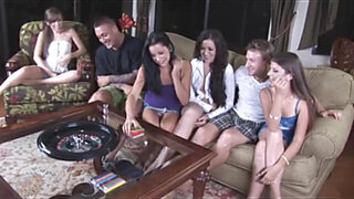 Tanner Mayes gather her friends to play and fuck