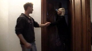 Blonde mature permits new neighbor to fuck her doggystyle