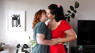 Plump lesbians with big natural boobs make each other cum