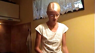 Hot couples bathroom games