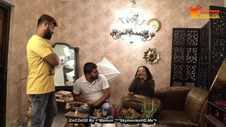 Bangladeshi hottie gets fucked by lustful photographer