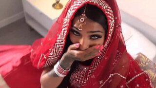 Bride with a badass puss wants to get fucked finally