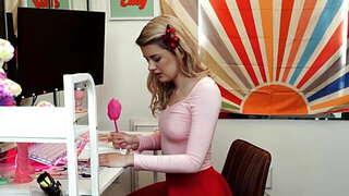 Stepsister wears a slutty little beret and gets fucked