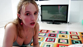 Novella Night stars in a kinky female cuckolding vid