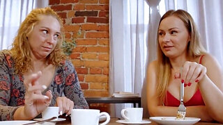 Tall and skinny dude receives a double BJ from two MILFs