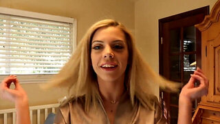 Freaky sex doll Allie Nicole is ready to get pounded