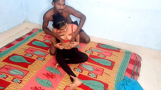 Indian babe with a skinny body is banged by her bf