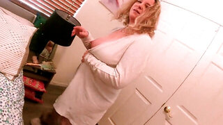 Stepson is going to slide inside stepmom's wet vag