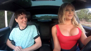 Experienced Alison Avery helps a nerd lose his virginity