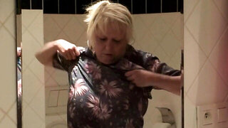 Mature woman with fat tits is all about that stiff dong