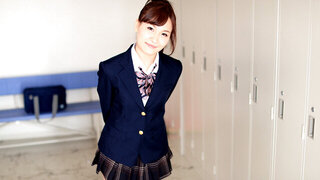 Attractive cheerleader craves to fuck lad's fat cock