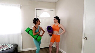 Freeuse yoga fuck with Aviana Violet and her kinky bestie
