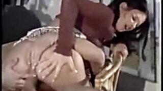 Leonie auf der Studentenbude