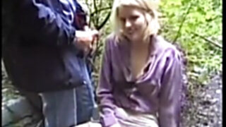 Kinky dogging wifey urinate and sperm hoe