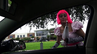 Pink-haired girl with braces finds comfort and good cock in car