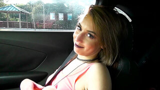 Hot bimbo with a sexy pussy is having some sex in the car today