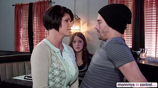 Wild stepmom nails the teenagers bf for herself