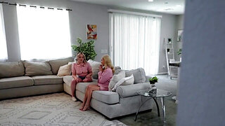 Lucky guy needs to be drained daily by stepmom, stepsis