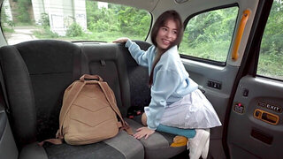 Colombian cutie with a wet hole gets fucked deeper