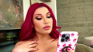 Lily Lou gives a rimjob and gets her feet worshipped