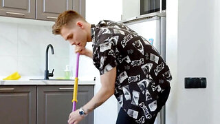 Rimjob porn addicts fucking the same horny dude in FFM