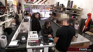 Lesbians gets humilated at pawnshop after they pawn a moose head.