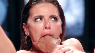 Winning hot lesbians cums together on clitoris smashing