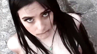 Teen whores Maria Wars and Aleria Valois taste a fat dick