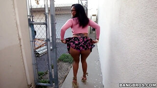 Deep In Dat Chocolate Beaver!