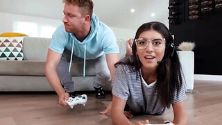 Eliza Ibarra having sex with the muscular dude