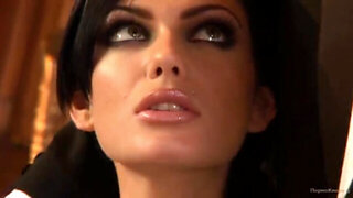 Roxy Panther vs Ian Scott