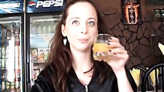 Sex lovers&rsquo; attempt of bathroom fuck