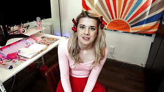 Stepsister wears a slutty little beret and gets fucked