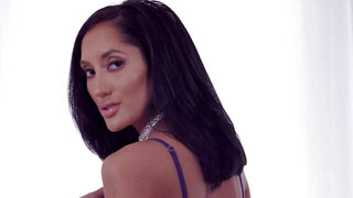 Chloe Amour in all of her glory shown from up close