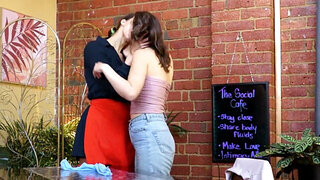 Hairy lezzie lets this slut munch on her gorgeous pussy