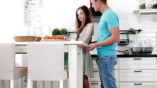 Naive babe hooks up with the cunning boy