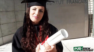 Slut takes a big facial after graduation