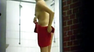 Danish school shower 02