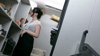 Coworkers get kinky and there's a lot to enjoy, too