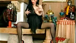 Intense pierced prego MUMMY with piercings in puffies and vagina