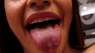 Avi Love gives a blowjob and gets her asshole fucked