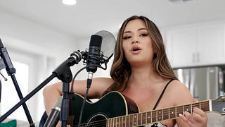 Scarlett Alexis carries a tune, carries a scene, fucks hard