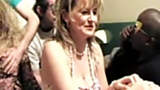 Christina salope mature french amat.partouze a rennes p1