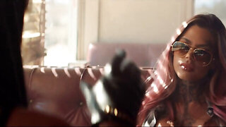 Horny petite inked babe orgasms on cunt licked by handsome dude