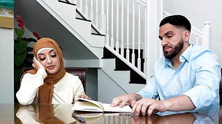 Hijab brunette gets fucked alongside a stepmom