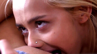 Dazzling teens Naomi Bennet and Veronica Leal are in heat