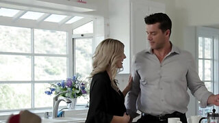 Ramon Nomar is fucking a blonde bombshell Dixie Jewel