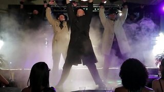 Two male strippers get their cocks sucked in porn parody