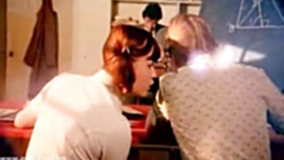 Classic Vintage Retro - Le Sexe Qui Parle Pinch AKA Beaver Converse