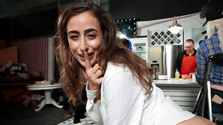 Slutty waitress Scarlett Page fucks with a lucky guest